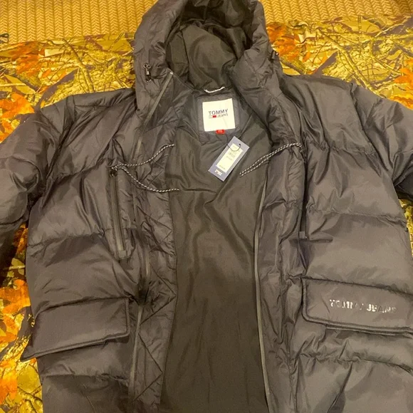 Brand New Men’s L Tommy Jeans Puffer Jacket - Picture 5 of 7